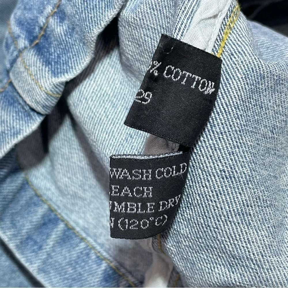 Vintage Steve Madden Jean Jacket Womens Size Large Faded Blue Buttons 90s - Picture 13 of 15